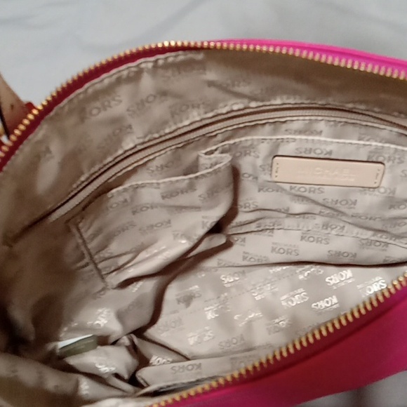 MICHAEL KORS Purse PINK FUSIA Jet Set Handbag New Shoulder Womens Gift Holiday - Picture 10 of 12
